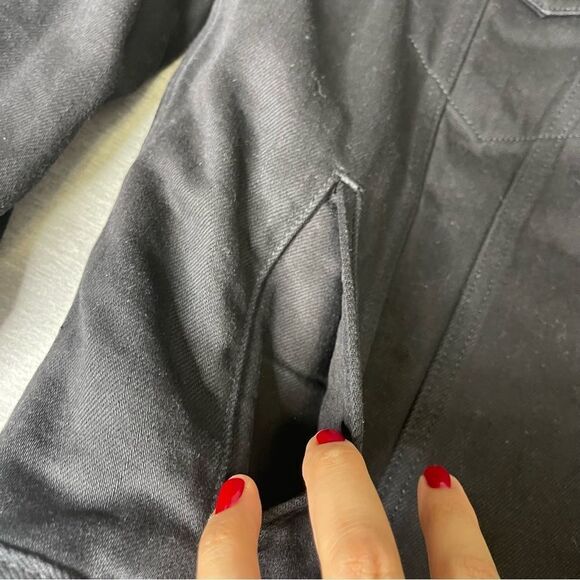 Levi’s Men’s Sherpa Lined Cotton Trucker Denim Jacket - Picture 7 of 11